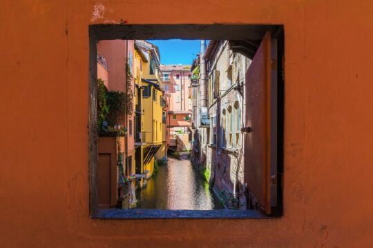 Bologna Self-Guided City Walking Tour With Audio Guide