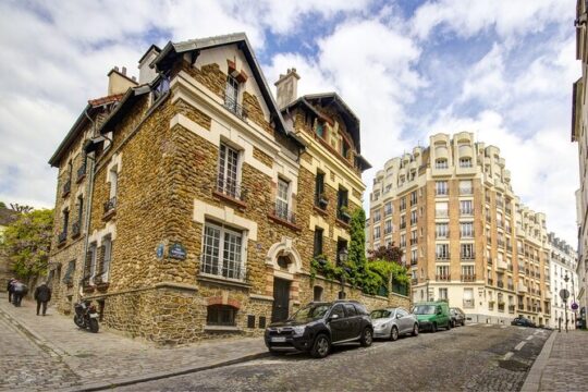 Private Half Day La Vie En Rose Movie Locations Tour in Paris
