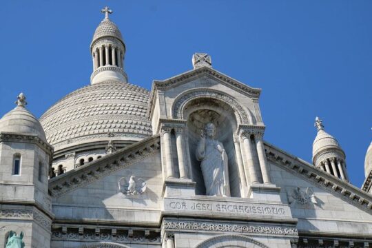 8 hours Paris tour with Montmartre, Marais, Galeries Lafayette and Lunch cruise