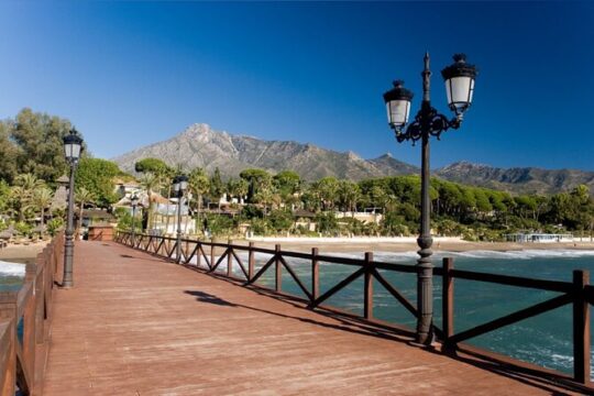 Marbella y Mijas Full Day Tour from Malaga