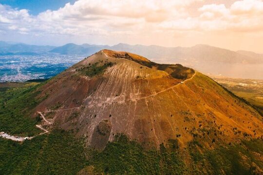 Mount Vesuvius and Pompeii private tour