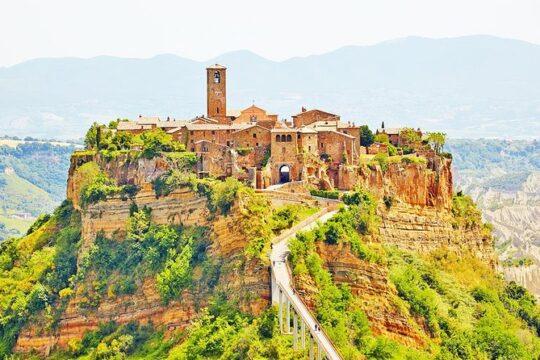 Day private tour from Rome to the Dying Town of Bagnoregio and Orvieto