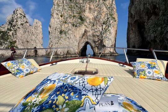 The Island of Capri Private Boat Tour 3 hours
