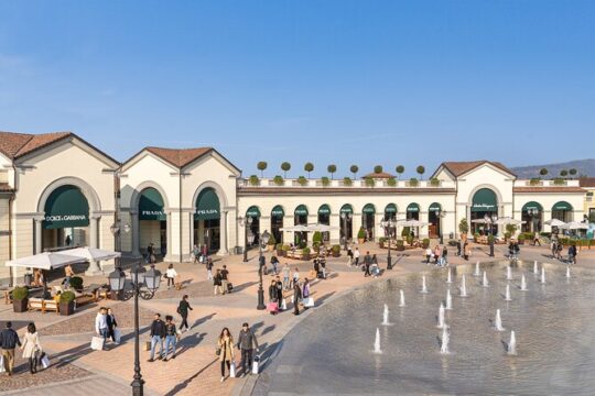 From Lake Como or Milan: Serravalle VIP shopping and Wine Tasting
