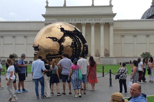 SKIP-The-Line Tickets: Vatican Museum & Sistine Chapel.