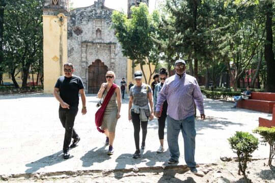 Mexico City: Book A Local Host