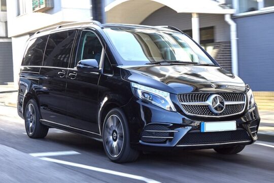 Hourly Disposal Service in Paris: Private Driver by Luxury Van