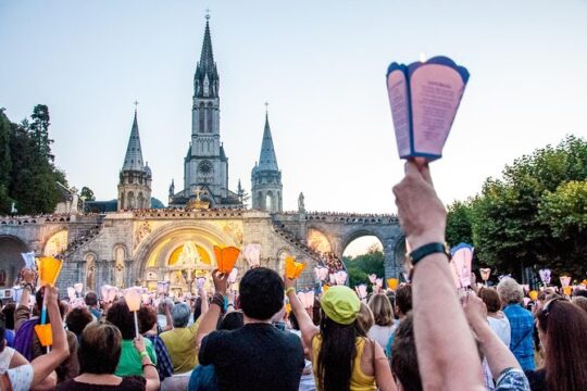 LOURDES : COME FOR A DAY - Private Day-trip from PARIS by High Speed Train