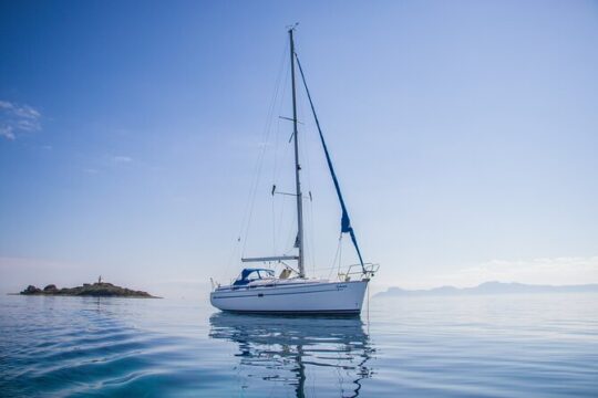 Navegación Privada a Vela de Medio Día por la Bahía de Alcudia