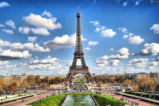 Paris On Your Own from Le Havre Port with Round Trip Bus Transfer