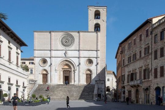 Private tour of Todi with a local guide