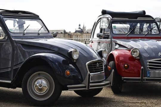 Private Tour of Bordeaux in a Citroën 2CV - 1h30