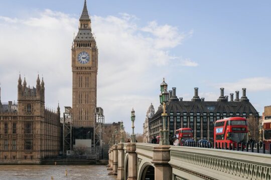 Private Professional Photoshoot at Westminster & Big Ben, London