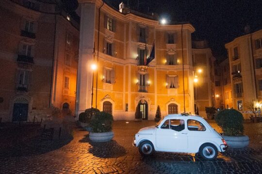 3 Hours Private Guided Rome Tour on Board a Hybrid Car