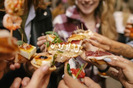 Barcelona Tipsy Tapas Guided Food Tour with Dinner