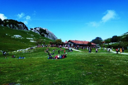 Hike the heart of the Basque country