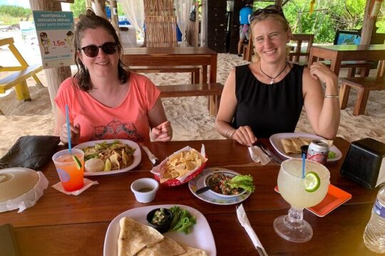 Private Tacos and Bar Hop Tour in Cozumel