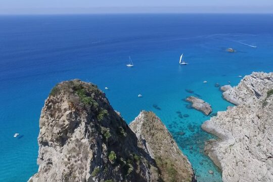 The best Boat Tour from Tropea to CapoVaticano, max 12 passengers