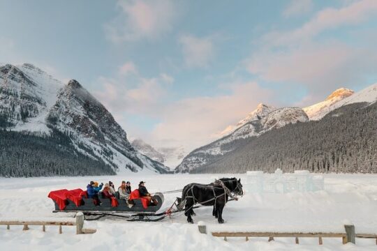 Day Trip: Johnston Canyon, Lake Louise, Banff Town from Calgary