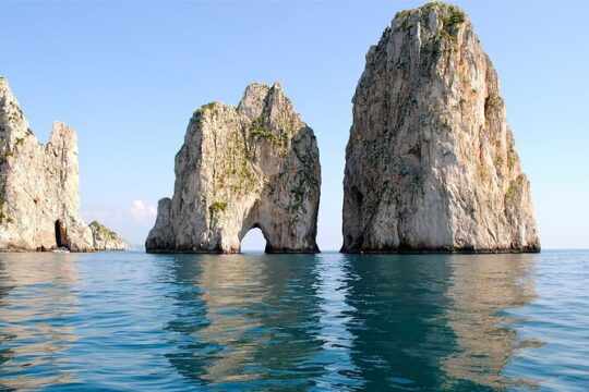 Private full day tour to Capri to see the highlights