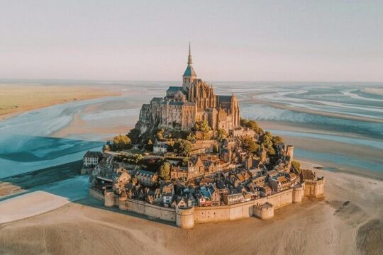 Private excursion to Mont Saint Michel by minivan from Paris