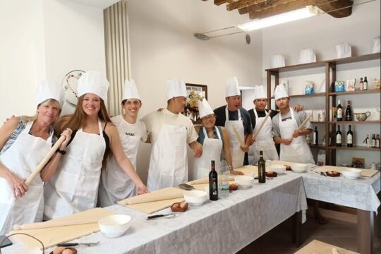 Private Cooking Class with Lunch or Dinner in Assisi