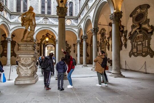 Skip-the-line Kids-Friendly Uffizi Gallery Tour in Florence