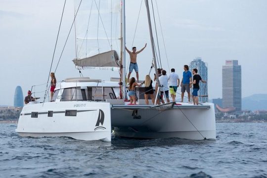 Catamaran Experience 17-20 passengers From Port Olimpic Barcelona