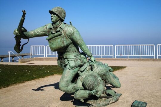 Day trip from Paris to Omaha Beach, American Cemetery - Private Tour (7 pax)