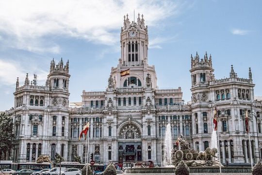 Madrid Must-See Private Tour with Friendly Local Guide