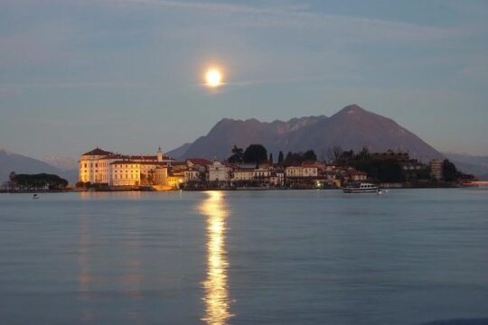 Sunset on Lake Maggiore: where the sky meets water