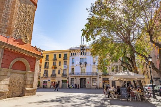 Catalan Identity: Gracia Neighborhood Tour with Food Tasting