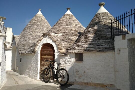 Ebike tours: Alberobello and the wines of Valle d'Itria