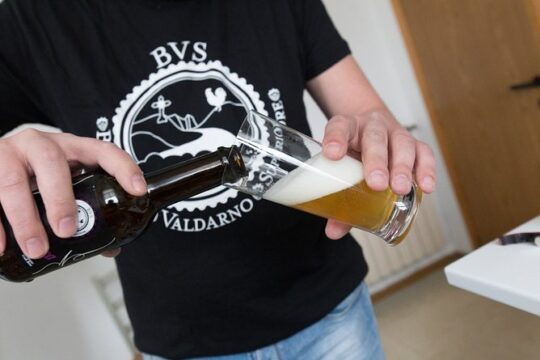 Tuscan Brewery Guided Tour with beer and food tasting