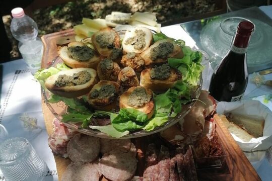 Day Trip: Truffle Hunting With Lunch and Spello Guided Tour