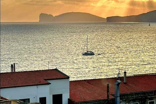 3-hour sunset tour on a sailing boat with aperitif
