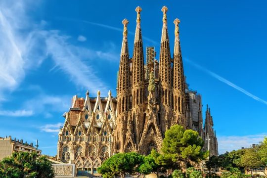 Sagrada Familia Small Group Guided Tour