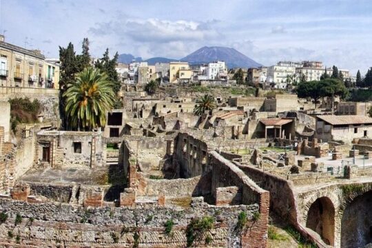 Private Herculaneum Ruins Archeological Exploration!