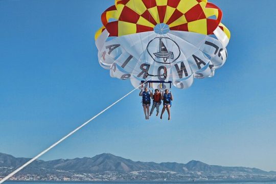 Fuengirola: Parasailing