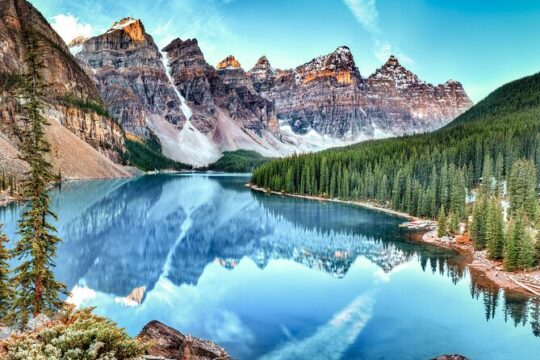 Lake Louise, Moraine Lake & Banff Tour