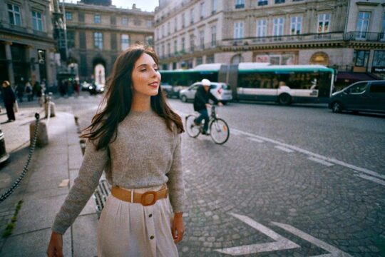 Feel like a star in Paris with photos and a mini movie!