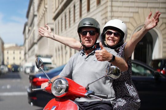 Rome Vespa Tour with City Center with Pickup and Drop-off
