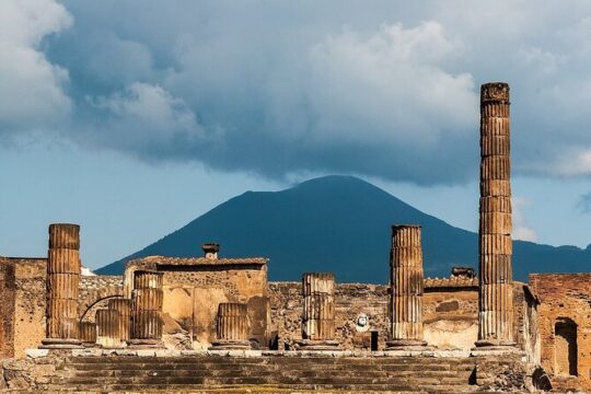 Pompeii, The Lives of the Ancients w/ Ticket included