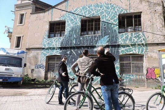 Barcelona Street Art Graffitti Bicycle Tour
