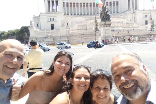 Rome with driver: Optional Vatican Museums and TourGuide