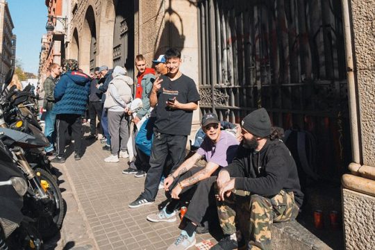 Cruiser Board Full-Day Tour in Barcelona