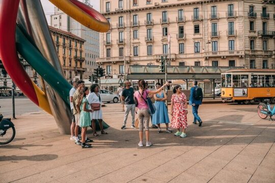 Milan Highlights semi-Private Walking Tour