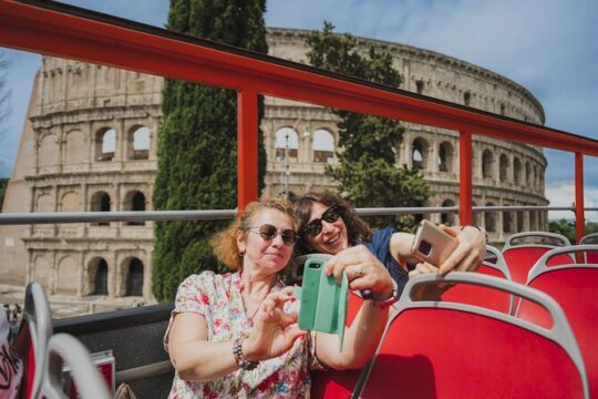 Transfer from Civitavecchia by train with Rome HopOnHopOff Option