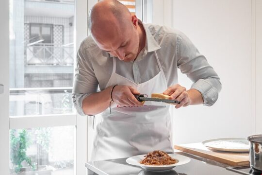 Hand-made pasta cooking class in Milan