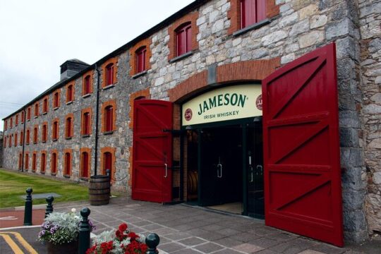 Blarney Castle Cork City and Jameson Distillery Semi Private Tour